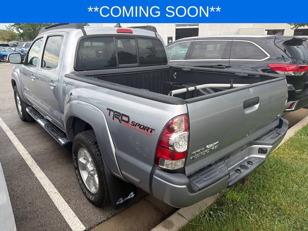 Used 2015 Toyota Tacoma 4x4 Double Cab w/ TRD Sport Package image 5