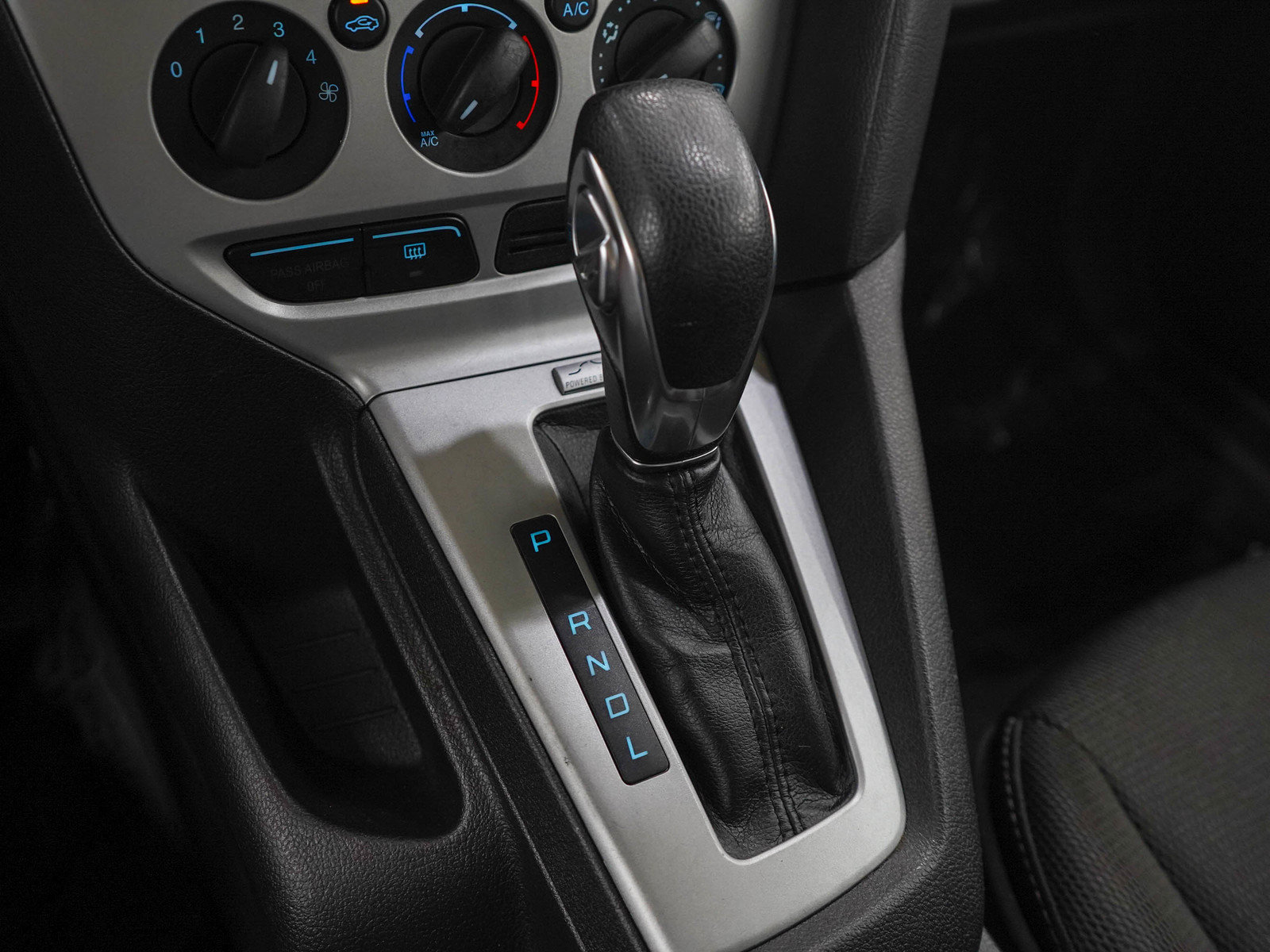Used 2014 Ford Focus SE FWD image 21