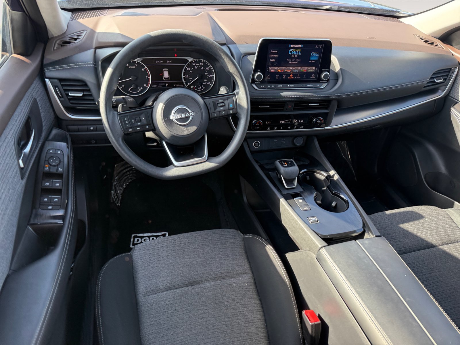 Used 2023 Nissan Rogue SV FWD image 15