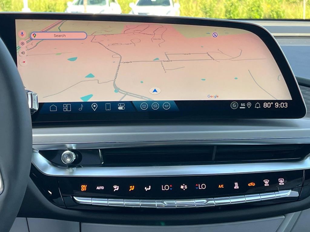 New 2025 Cadillac Lyriq Luxury image 16