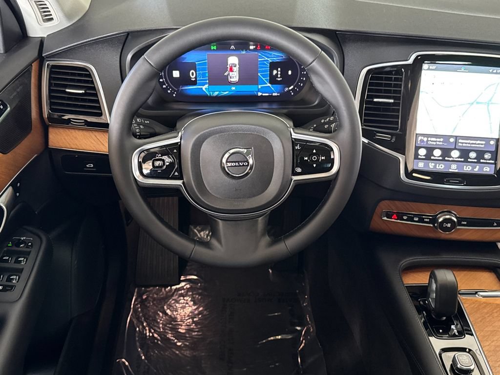 Certified 2023 Volvo XC90 B5 Plus AWD/4WD image 13