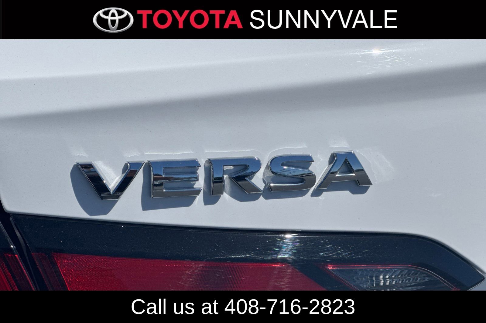 Used 2024 Nissan Versa S FWD image 13