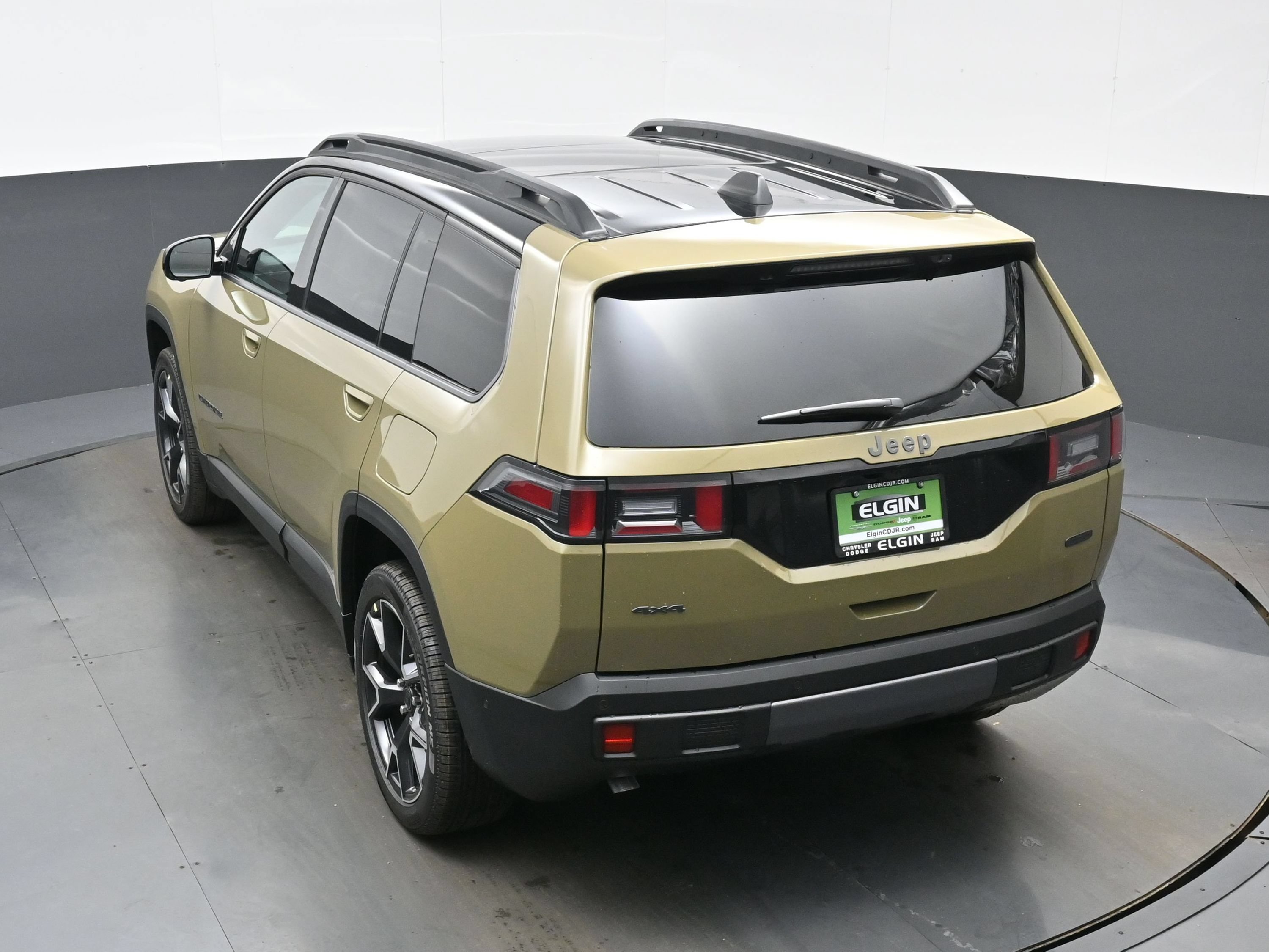 New 2026 Jeep Cherokee Overland w/ Trailer Tow Group AWD/4WD image 23