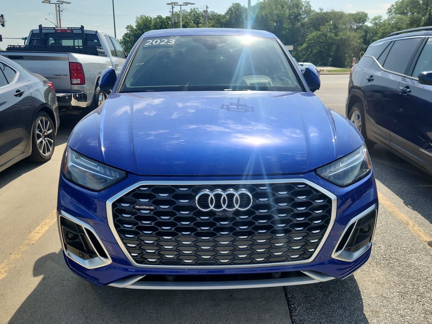 Used 2023 Audi Q5 2.0T Prestige w/ Prestige Package AWD/4WD image 2