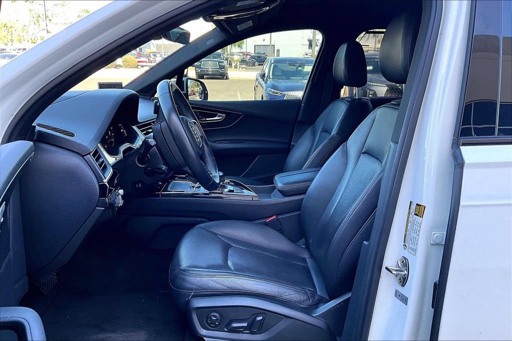 Used 2019 Audi Q7 3.0T Prestige w/ Prestige Package AWD/4WD image 5