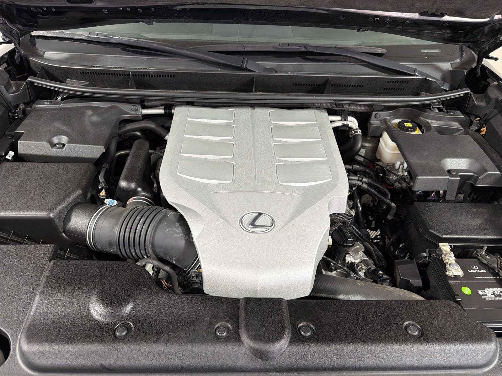 Used 2020 Lexus GX 460 Premium w/ Premium Package AWD/4WD image 28