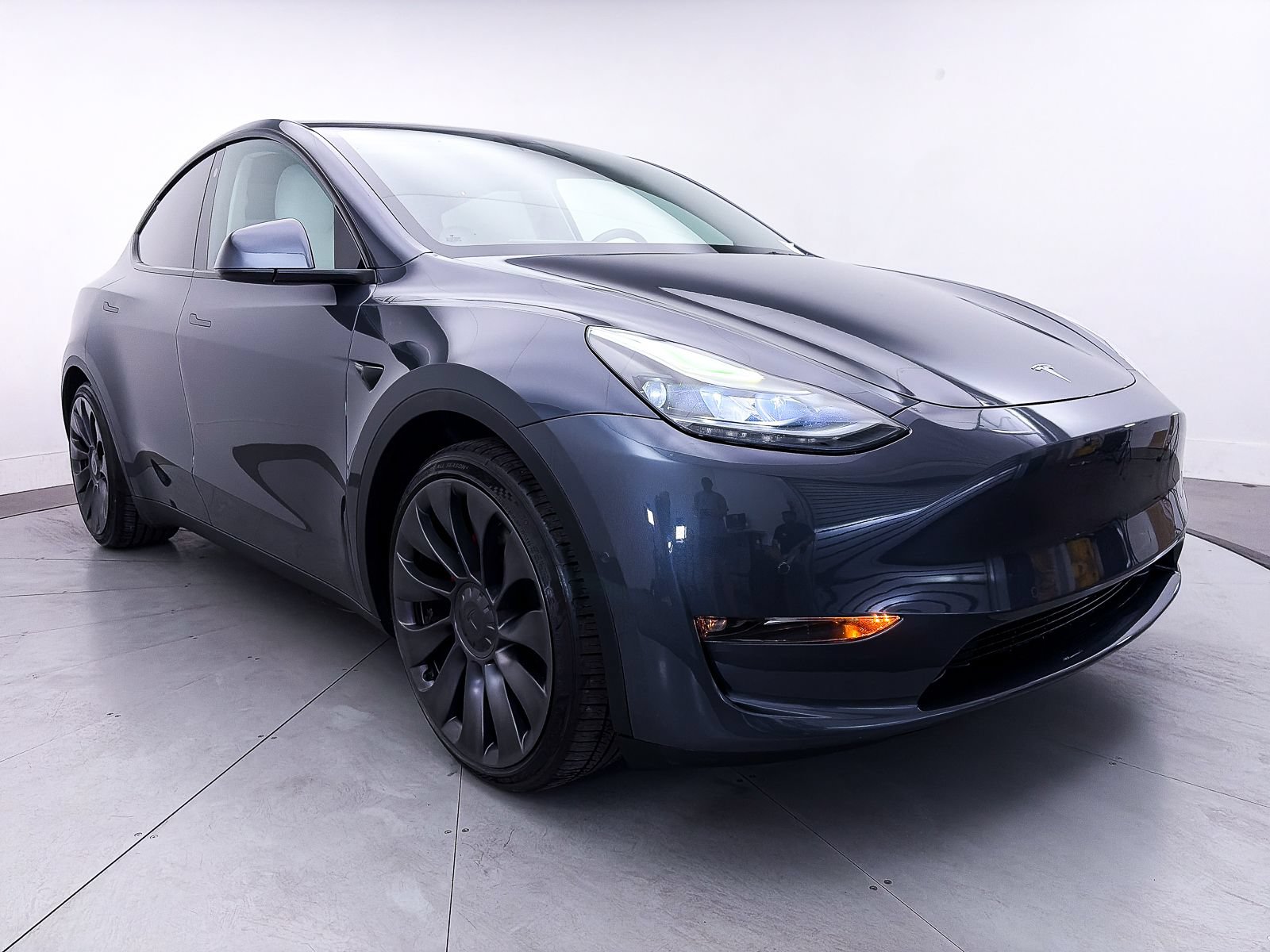 Used 2022 Tesla Model Y Performance AWD/4WD image 10