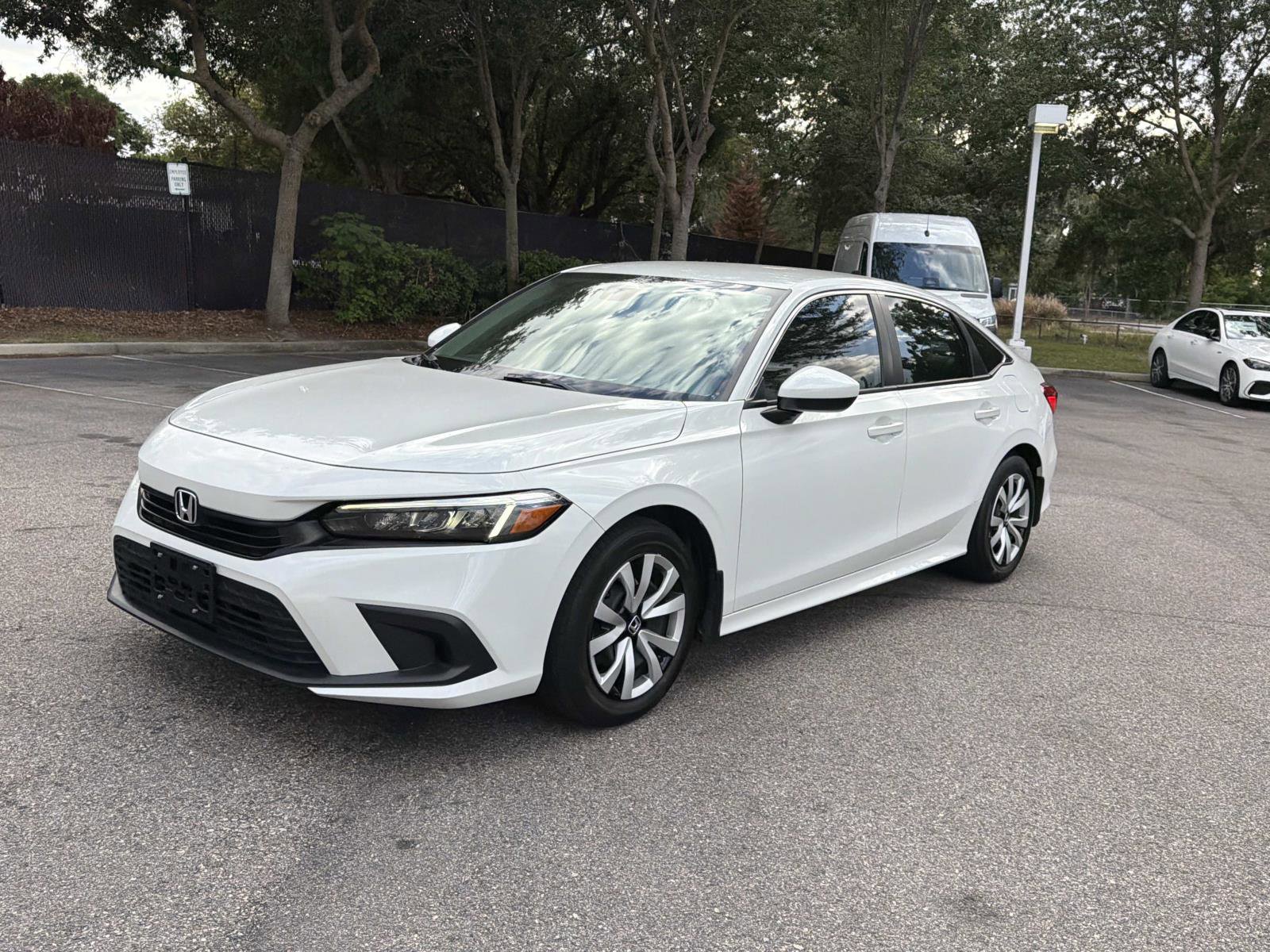 Used 2022 Honda Civic LX image 7