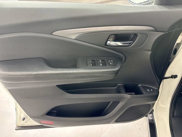 Certified 2017 Honda Pilot EX-L image 21