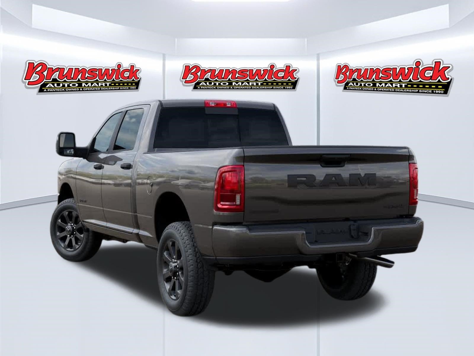 New 2026 RAM 2500 Big Horn AWD/4WD image 3