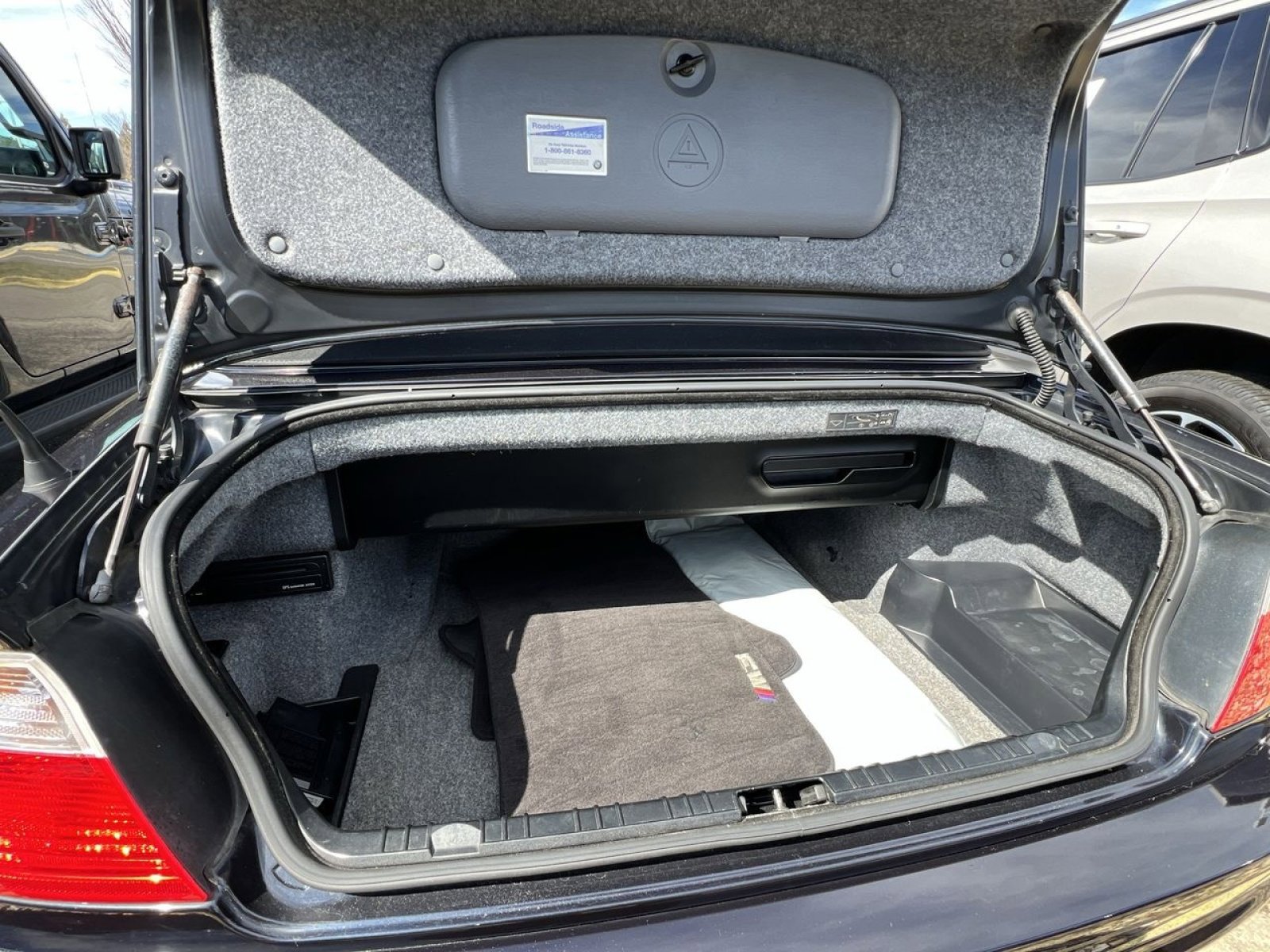 Used 2002 BMW M3 Convertible image 24