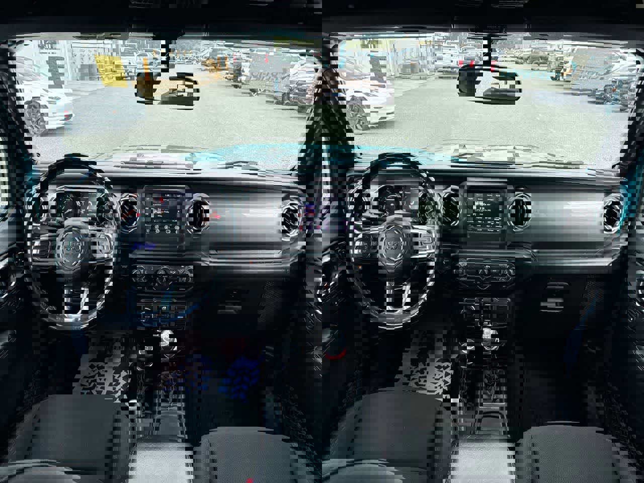 Used 2020 Jeep Wrangler Unlimited Sahara image 19