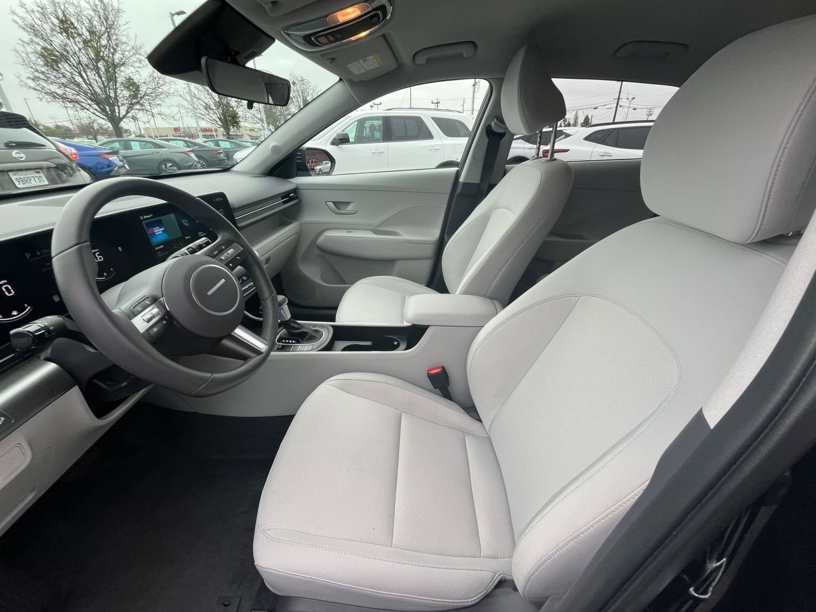 Used 2025 Hyundai Kona SEL image 27