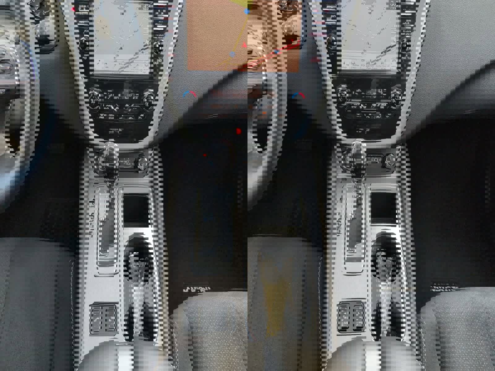 Used 2021 Nissan Murano SV image 19