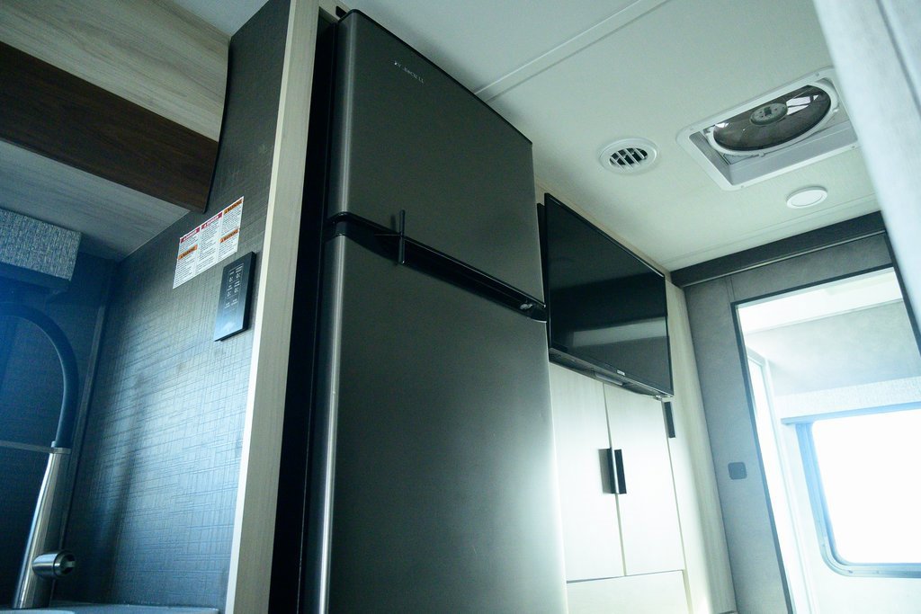 Used 2020 Mercedes-Benz Sprinter 3500 image 17