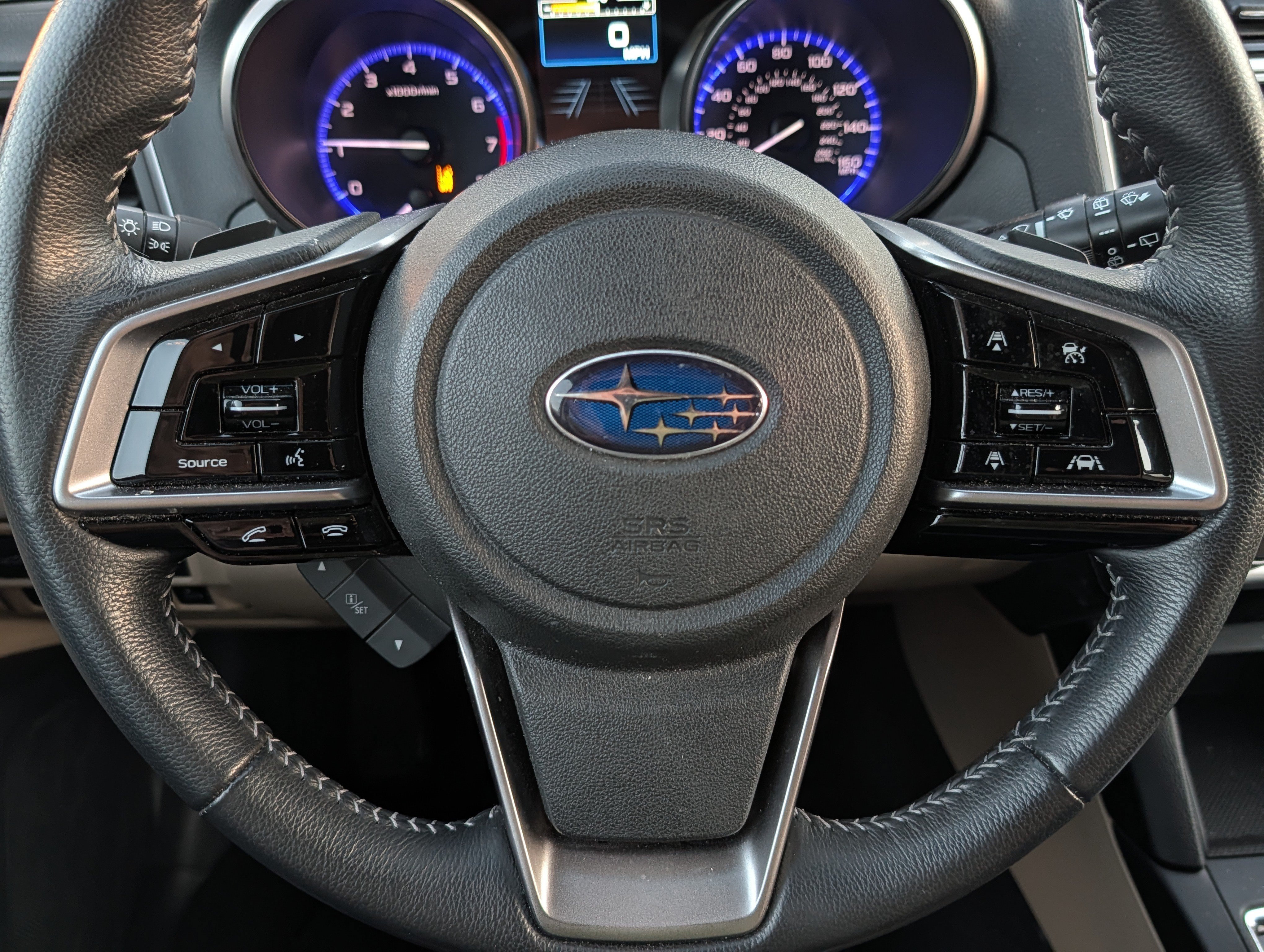 Used 2018 Subaru Outback 3.6R Limited AWD/4WD image 25