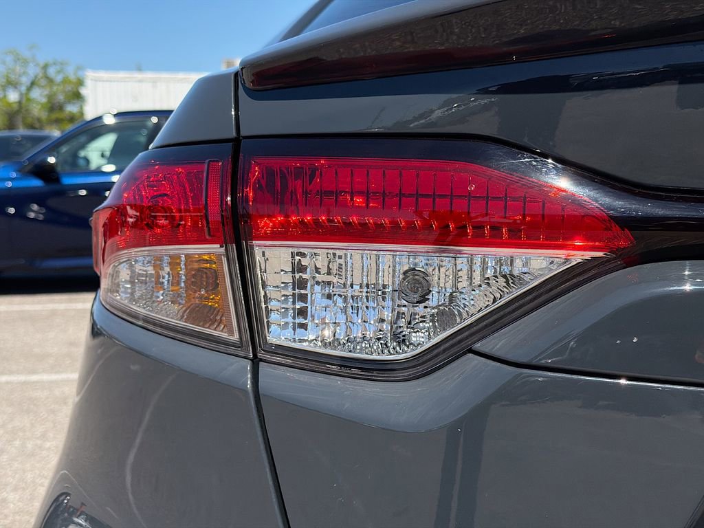 Used 2025 Toyota Corolla LE image 10