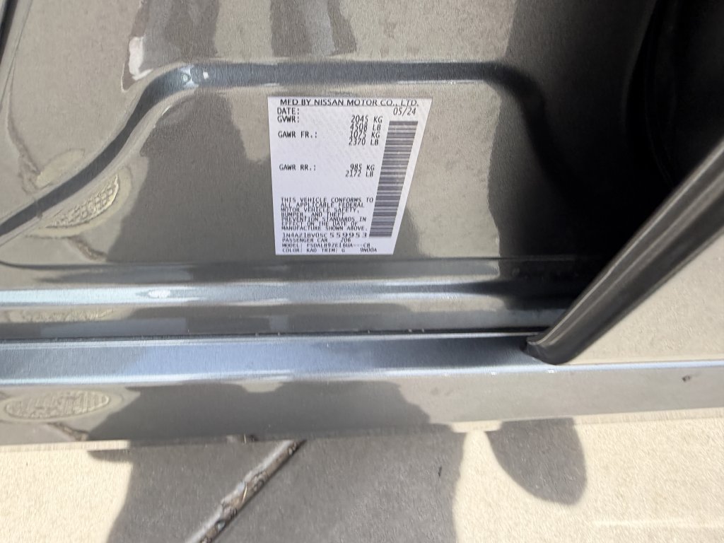 Used 2025 Nissan Leaf S FWD image 39