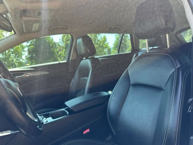 Used 2018 Buick Regal Preferred AWD/4WD image 8