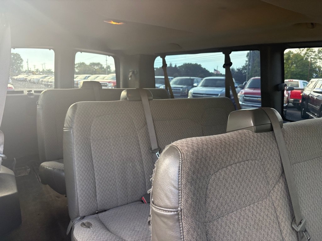 Used 2014 Chevrolet Express 3500 LT w/ LT Preferred Equipment Group RWD image 12