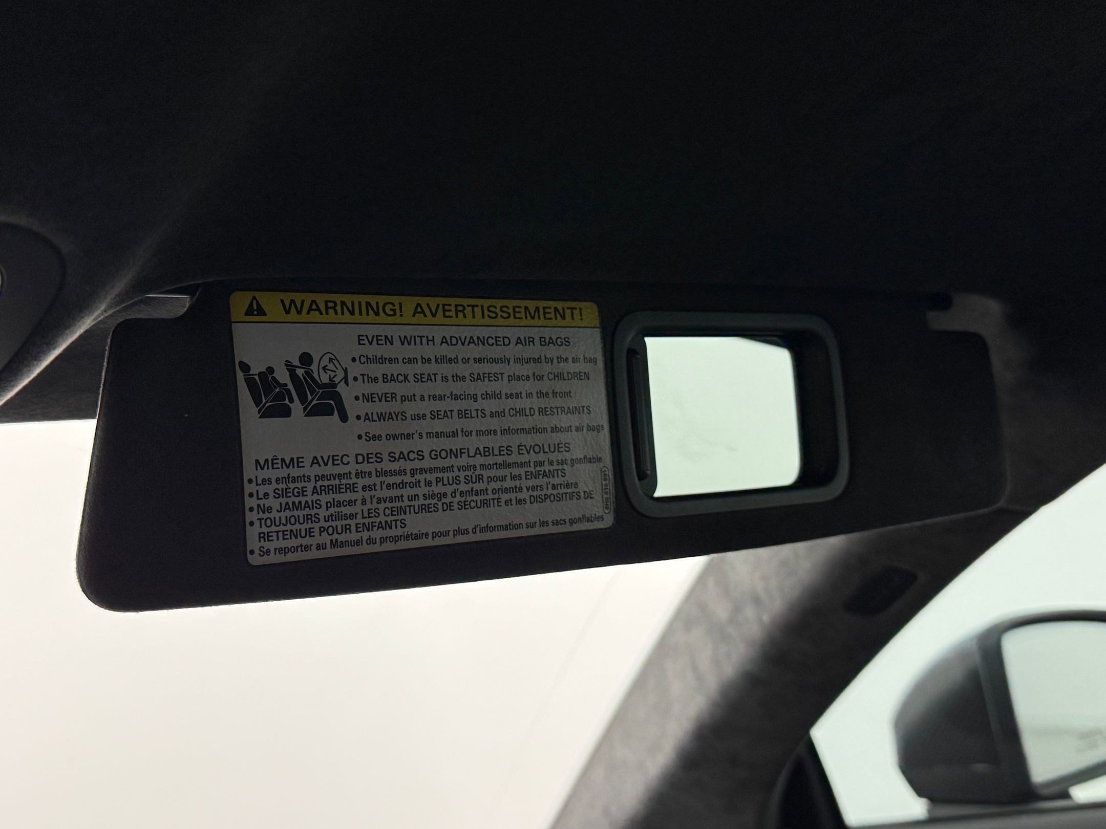 Certified 2021 Audi R8 V10 w/ Premium Package image 26