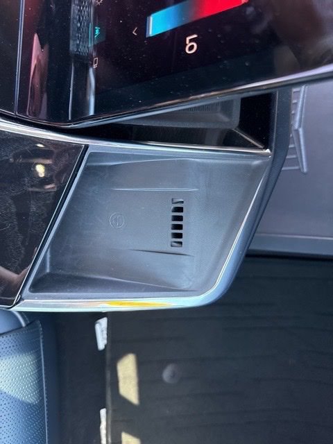Used 2025 Cadillac Escalade IQ Luxury 2 w/ LPO, Premium Carpet Package AWD/4WD image 38