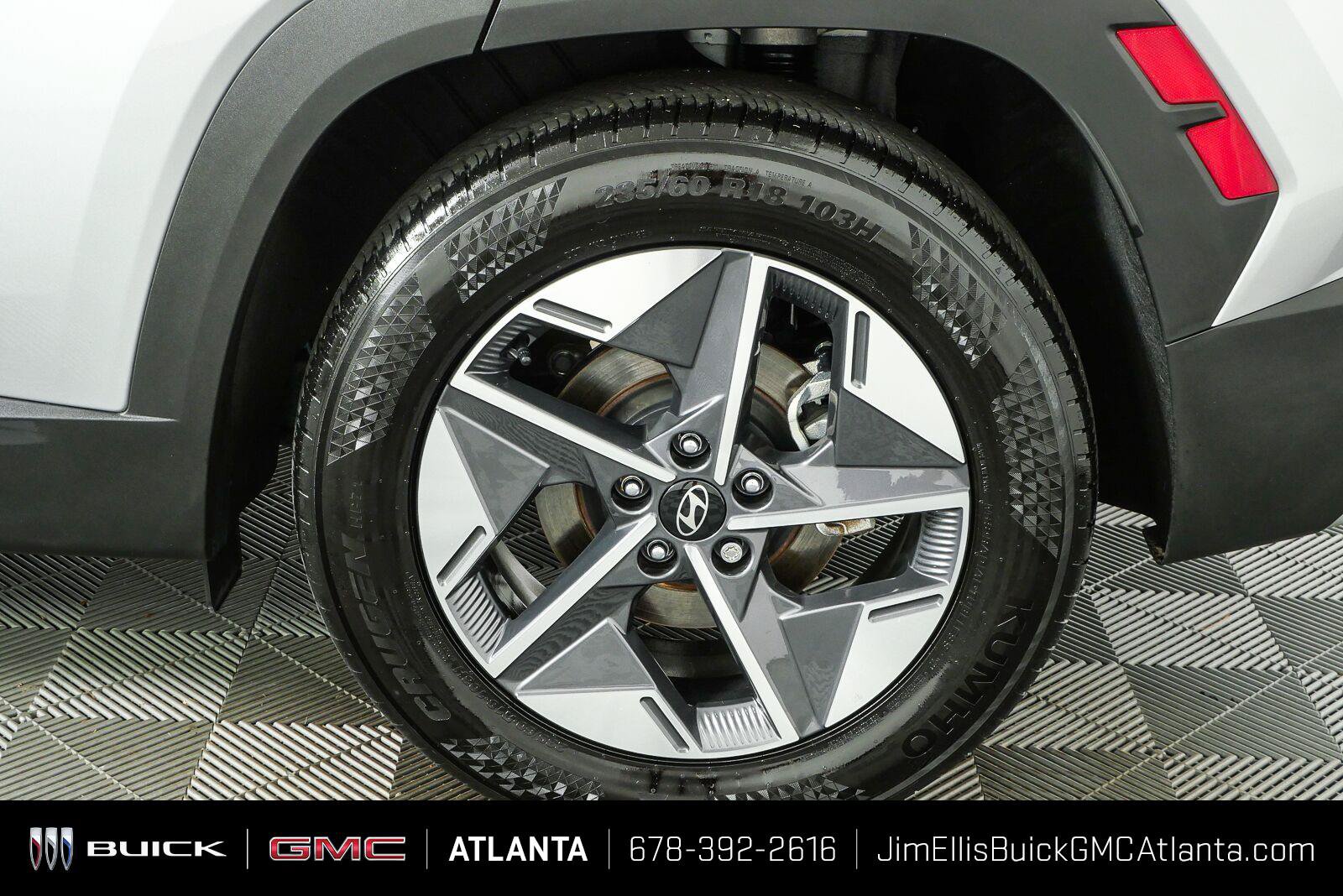 Used 2025 Hyundai Tucson SEL FWD image 36