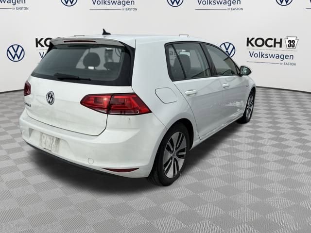 Used 2016 Volkswagen e-Golf SE w/ DC Fast Charging Package image 7