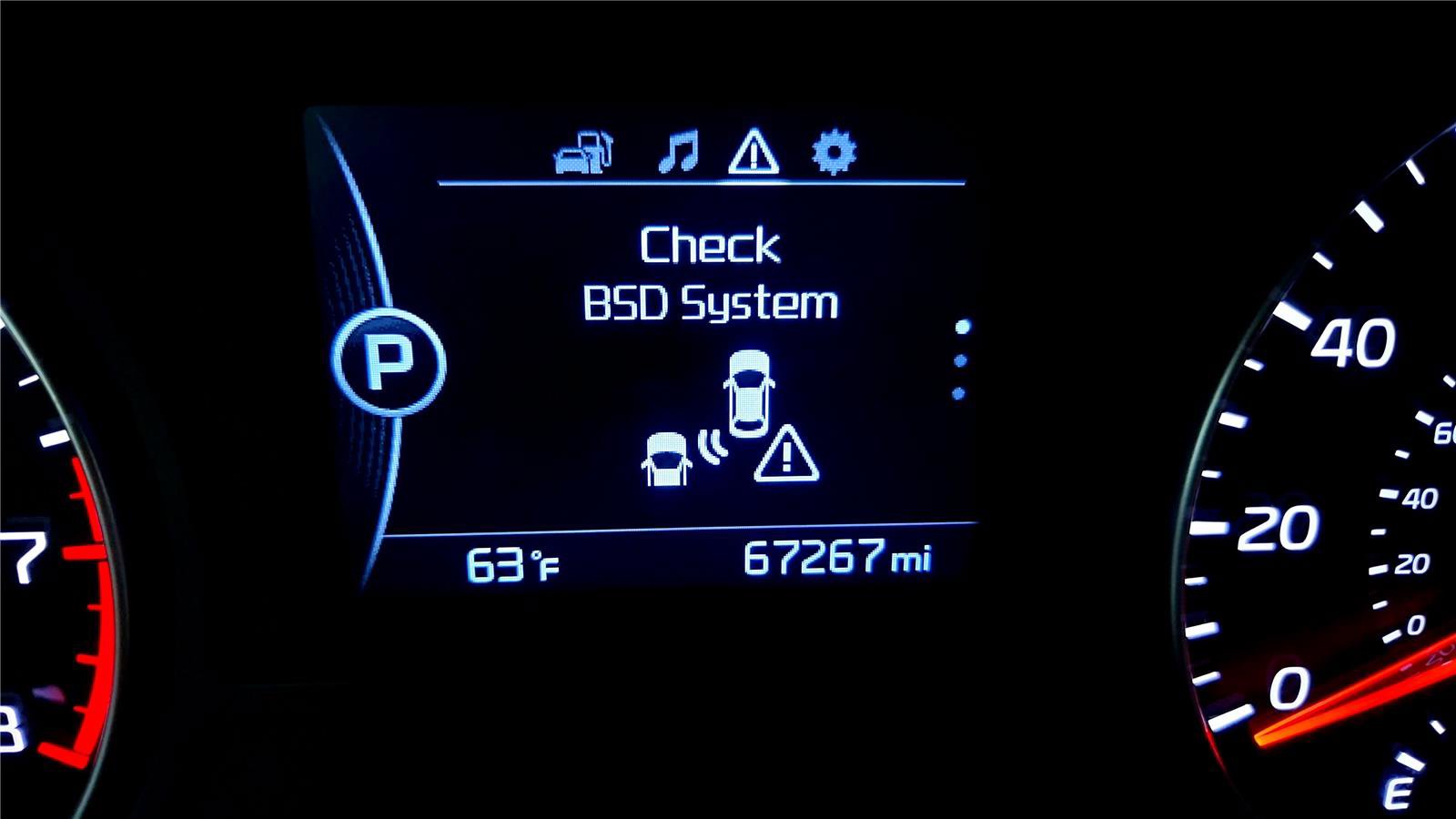 Used 2018 Kia Optima S image 26