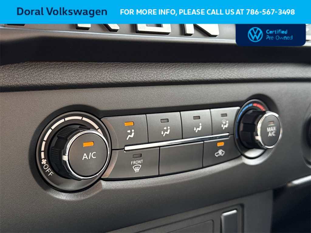 Used 2025 Nissan Frontier SV image 20