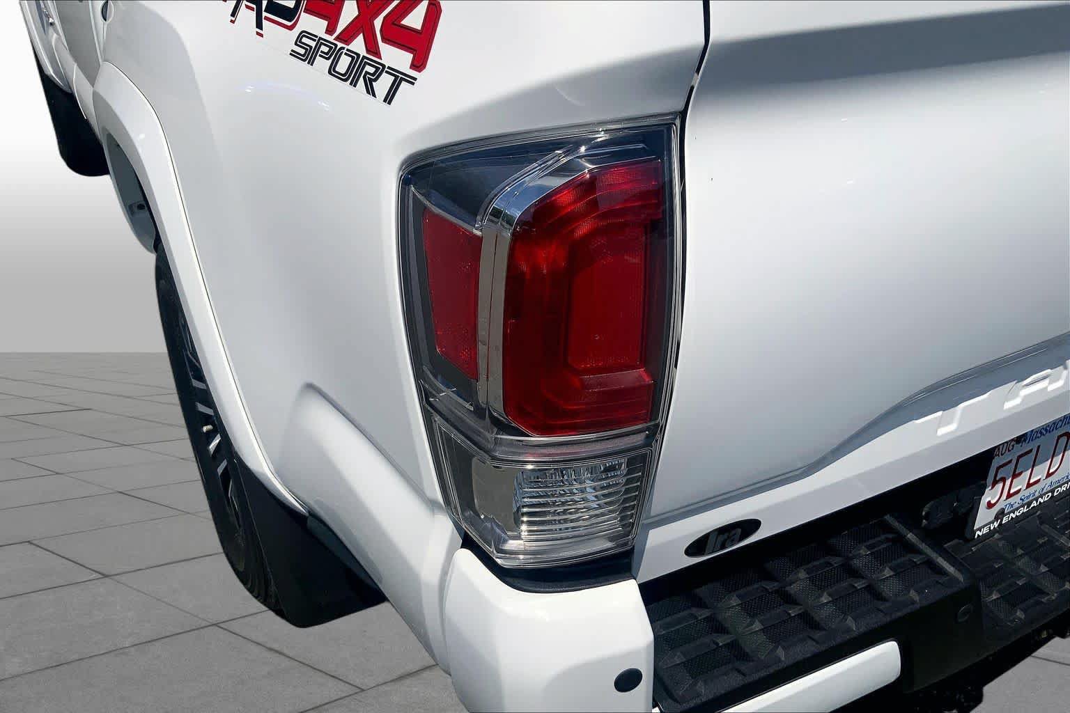 Certified 2023 Toyota Tacoma TRD Sport w/ Technology Package AWD/4WD image 29