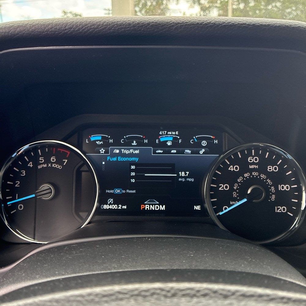 Used 2019 Ford F150 Platinum w/ Equipment Group 701A Luxury AWD/4WD image 8