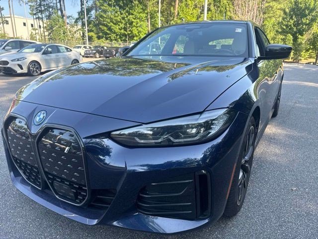 New 2023 BMW i4 eDrive40 w/ M Sport Package