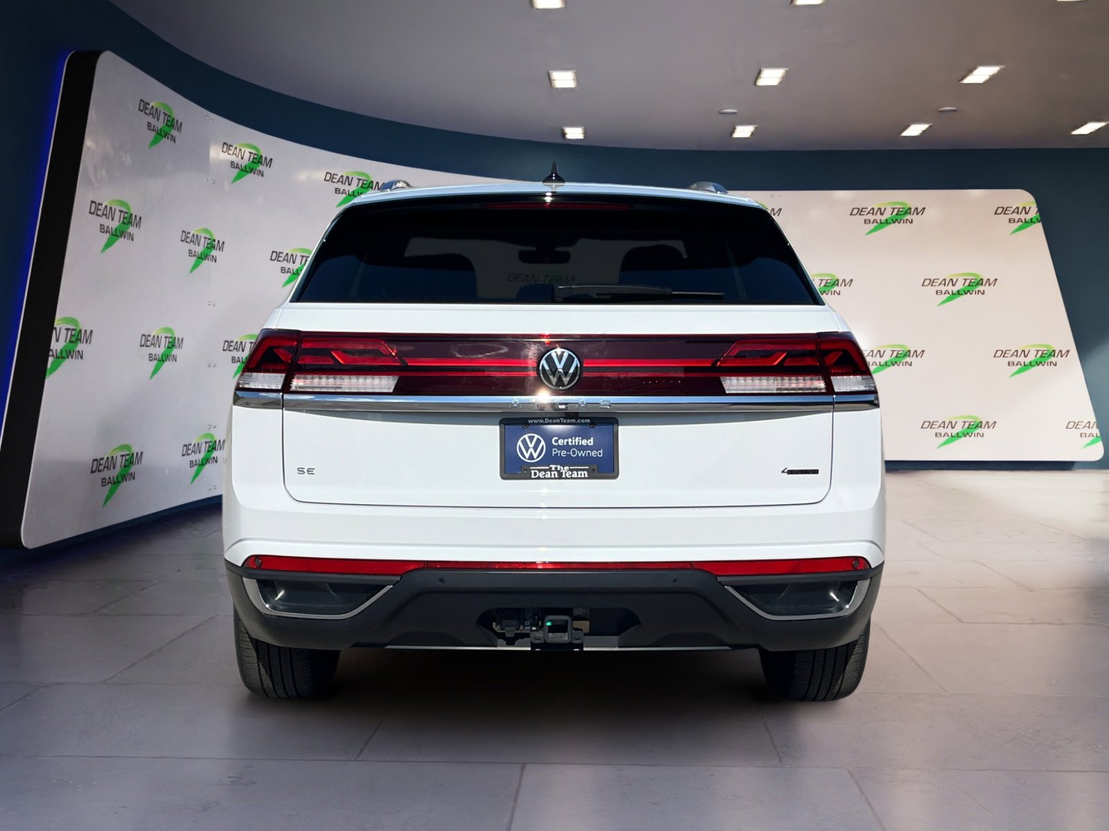 Certified 2024 Volkswagen Atlas Cross Sport SE w/ Panoramic Sunroof Package image 7