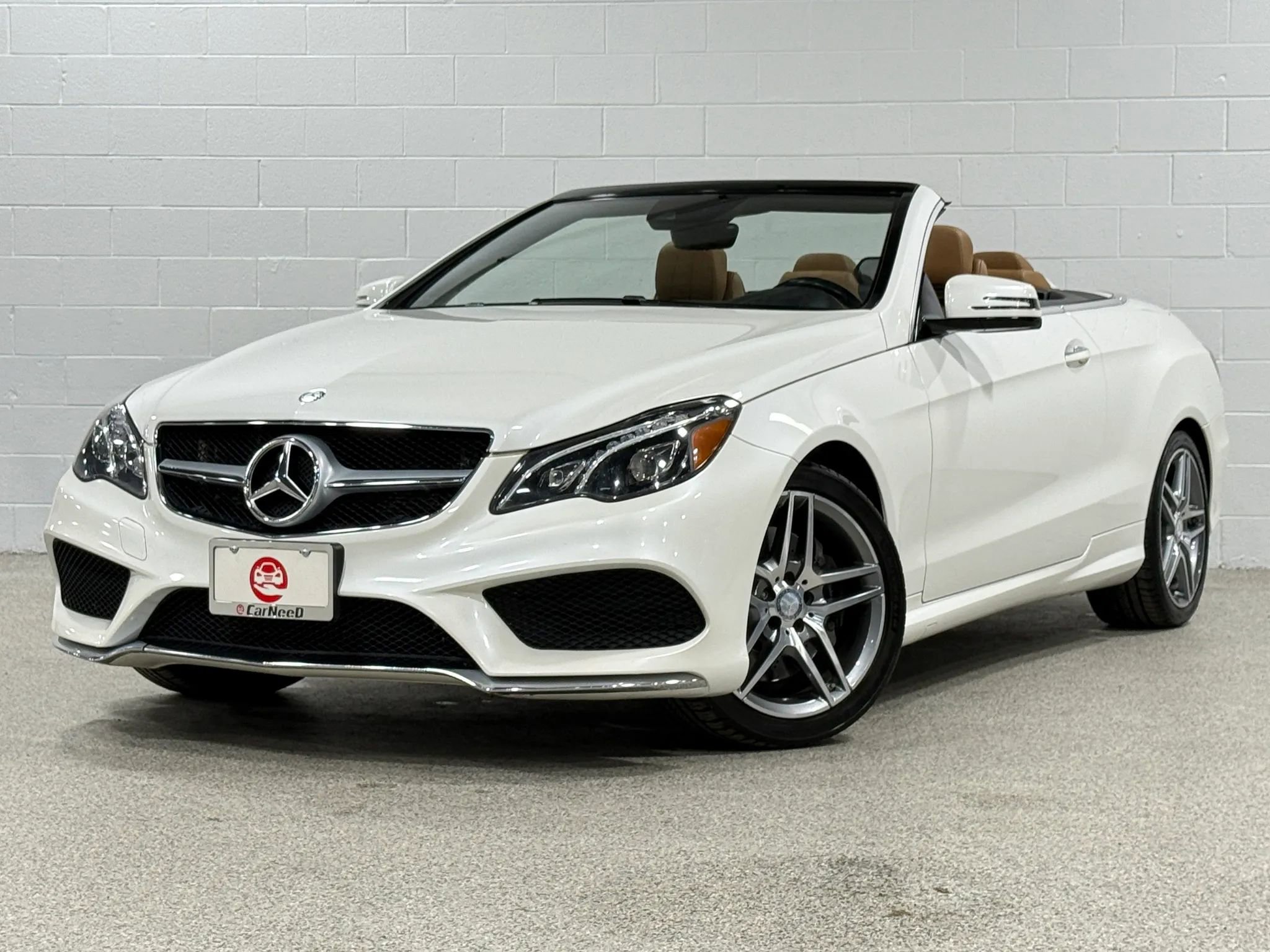 Used 2016 Mercedes-Benz E 550 E 550 Cabriolet 2D image 2