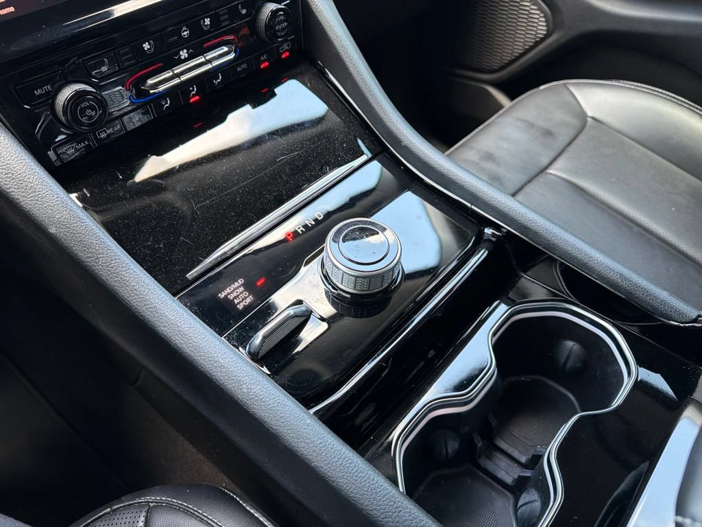 Certified 2023 Jeep Grand Cherokee Limited w/ Luxury Tech Group II AWD/4WD image 70