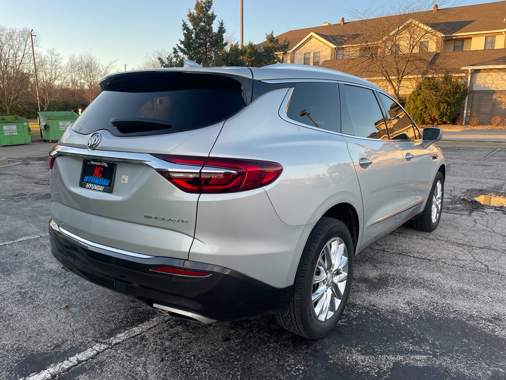 Used 2019 Buick Enclave Essence image 5