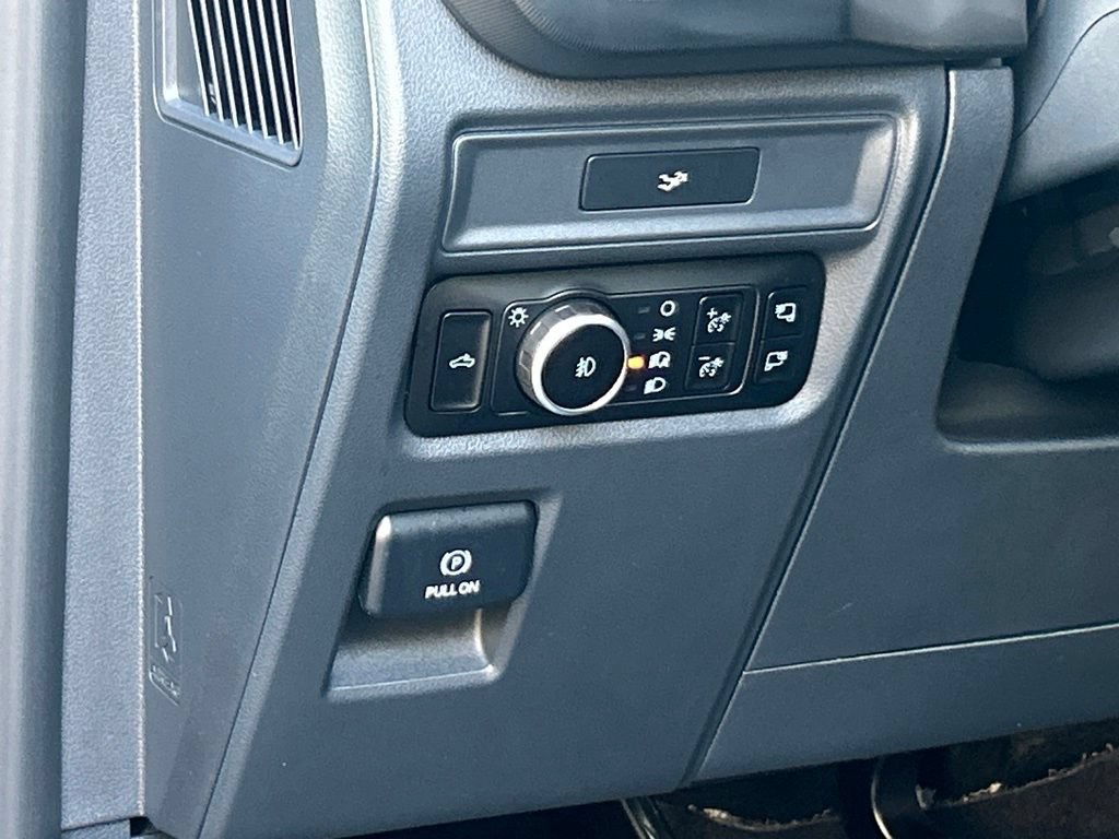 Used 2026 Ford F150 Lariat AWD/4WD image 36
