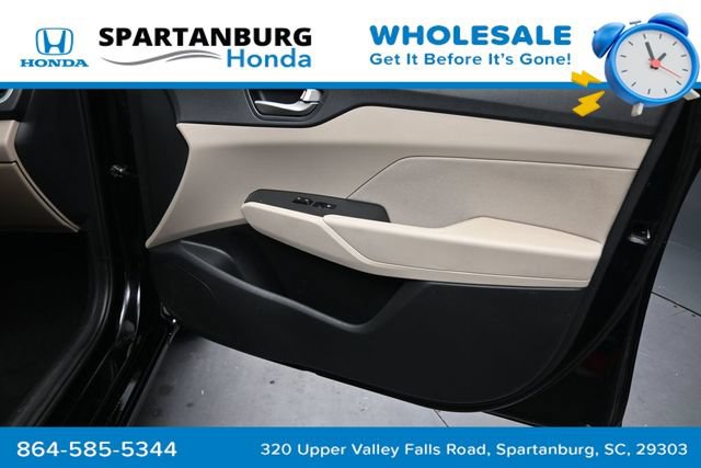 Used 2022 Hyundai Accent SEL FWD image 22