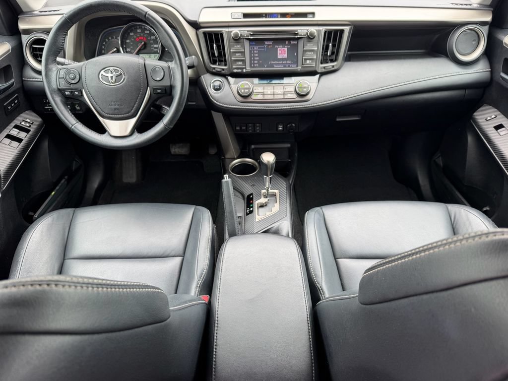 Used 2015 Toyota RAV4 Limited w/ Technology Package AWD/4WD image 17