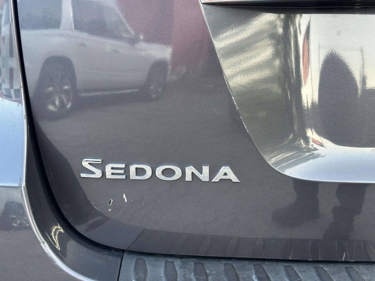 Used 2015 Kia Sedona EX FWD image 15