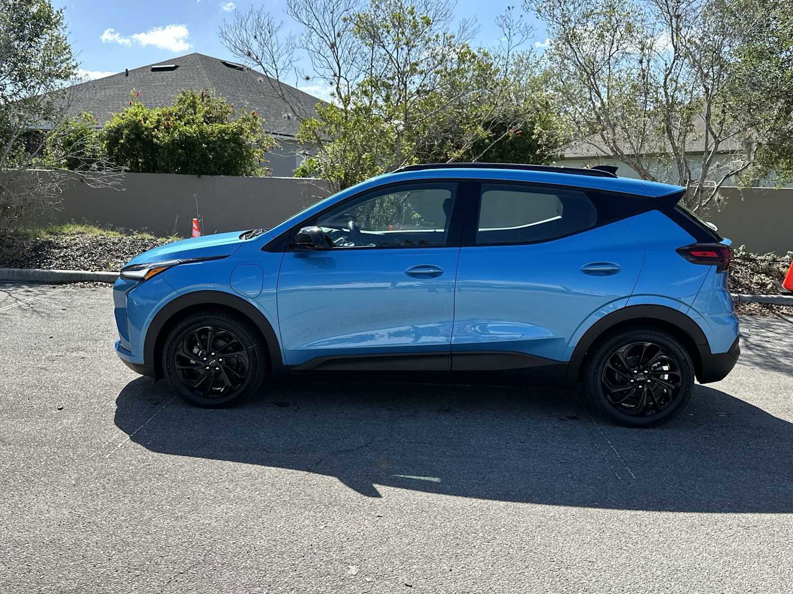 New 2027 Chevrolet Bolt RS w/ Technology Package FWD image 3