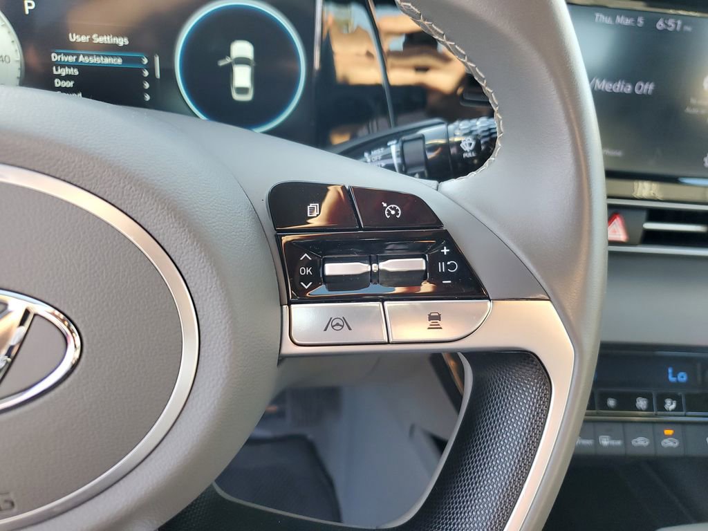 Used 2022 Hyundai Elantra SEL w/ Convenience Package image 19