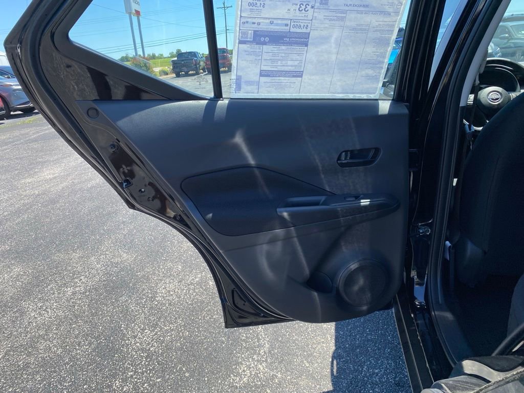 New 2025 Nissan Kicks Play S image 16