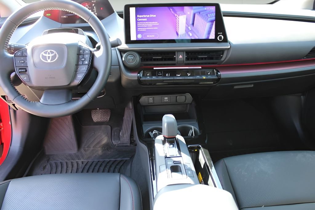 Used 2024 Toyota Prius Prime image 9