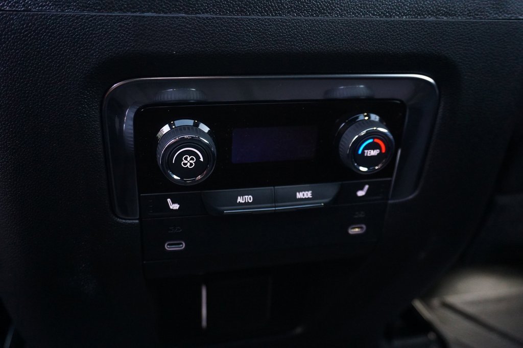 New 2026 Chevrolet Suburban High Country w/ Sun And Tow Package image 29