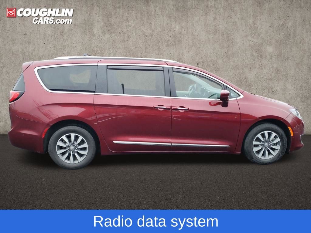 Used 2020 Chrysler Pacifica Touring-L Plus w/ Advanced Safetytec Group image 11