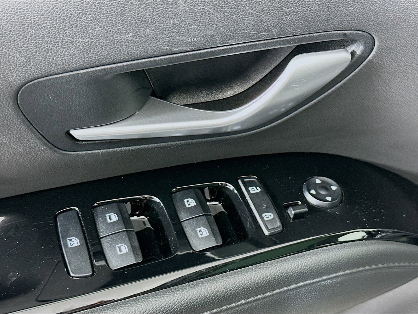 Used 2024 Hyundai Tucson Limited image 19