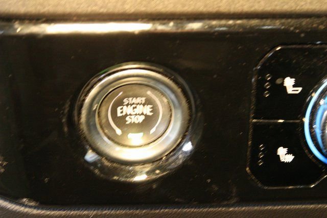 Used 2022 GMC Sierra 1500 SLE image 23