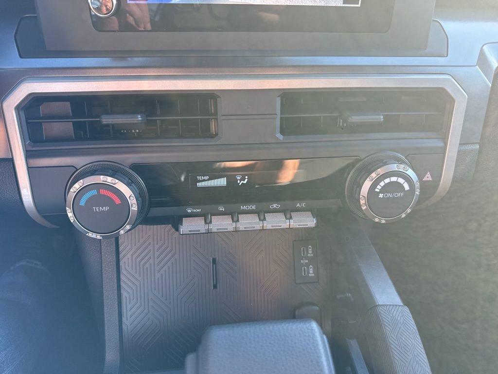 Used 2025 Toyota Tacoma SR5 image 14